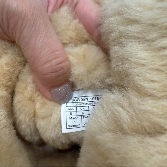 UGG Women's Bailey Bow Tall II Chestnut Suede Boots Size 8 Retail for $250 - Picture 6 of 11